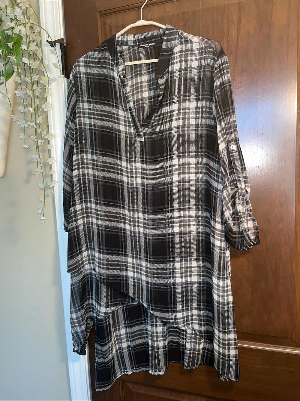 cha cha vente Black and White Plaid Swim Coverup Tunic